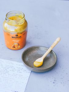 Leaf • Recette de croustillants à la moutarde au miel, chou rave & chèvre frais